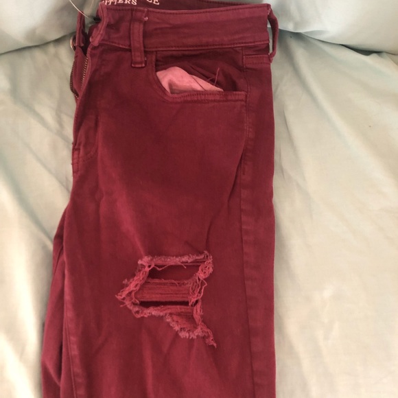 American Eagle maroon destroyed jegging - Picture 3 of 4